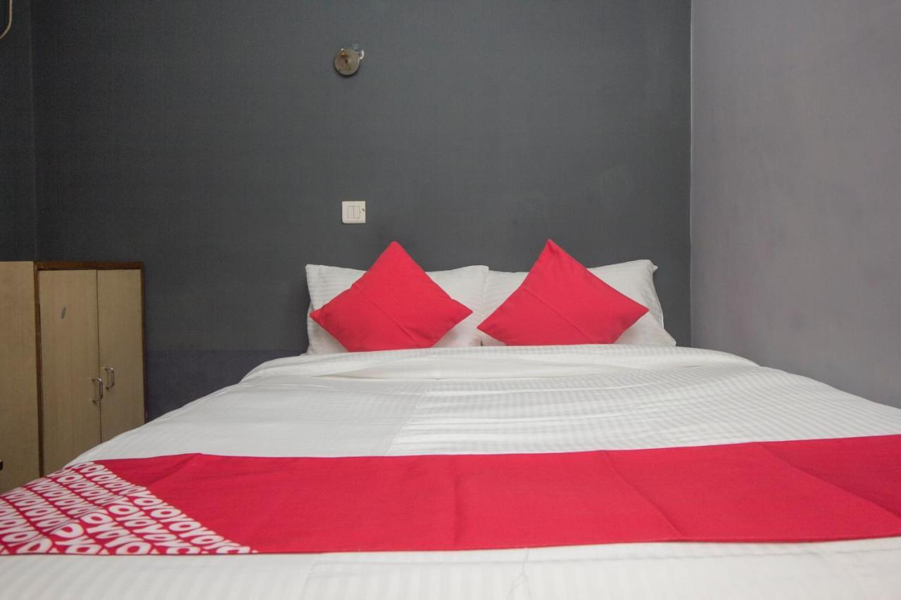 סיליגורי Hotel O Golden Moments מראה חיצוני תמונה
